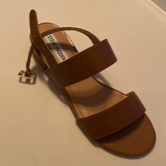 Steve Madden sandals with tags brand new - Picture 2 of 5
